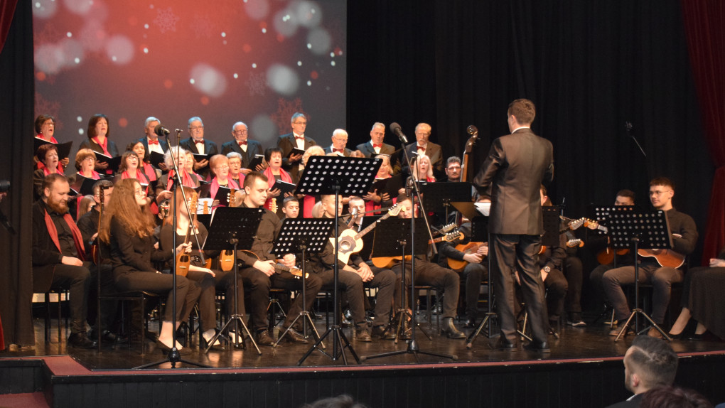 Tradicionalni Adventski koncert Ličkog zavičajnog društva "Vila Velebita" 