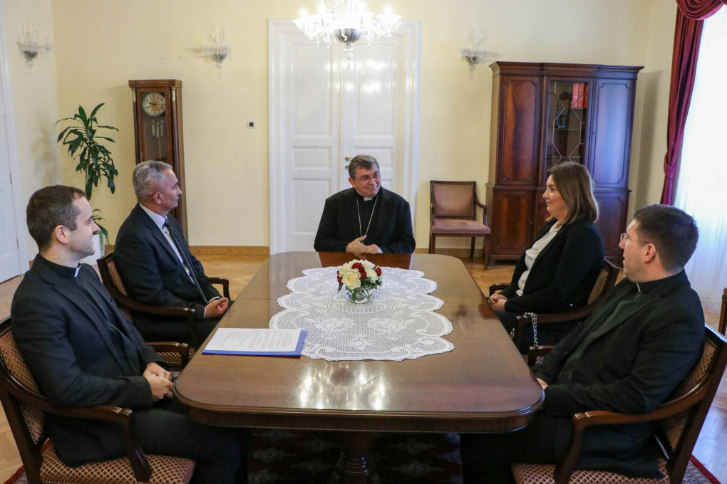 Biskup Ivo primio požeško-slavonsku županicu i gradonačelnika Požege