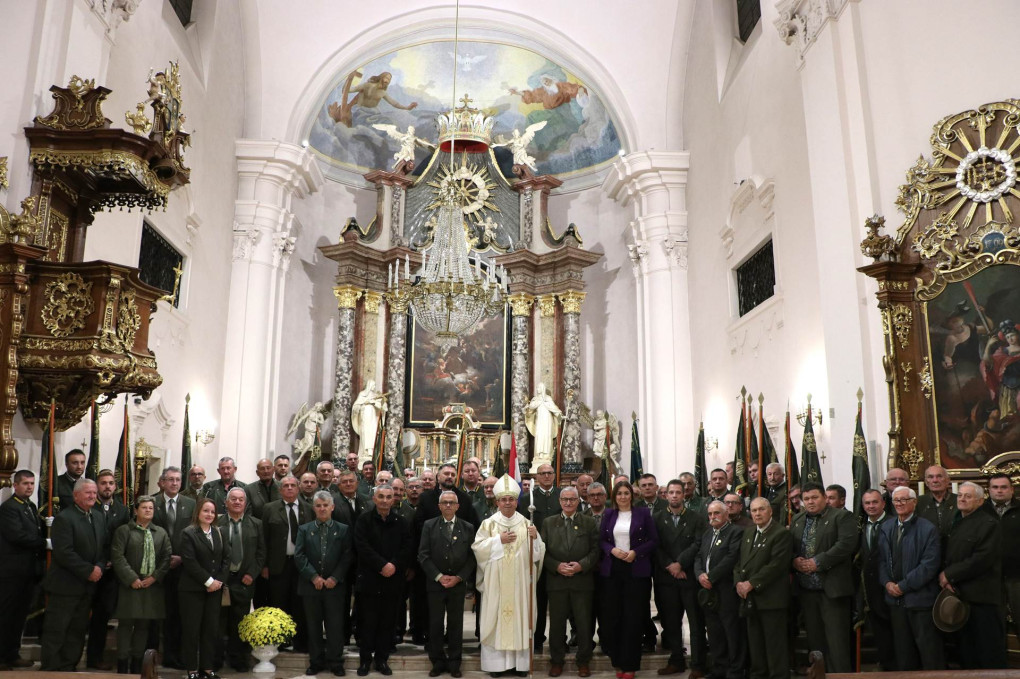 Proslava spomendana sv. Huberta u požeškoj katedrali