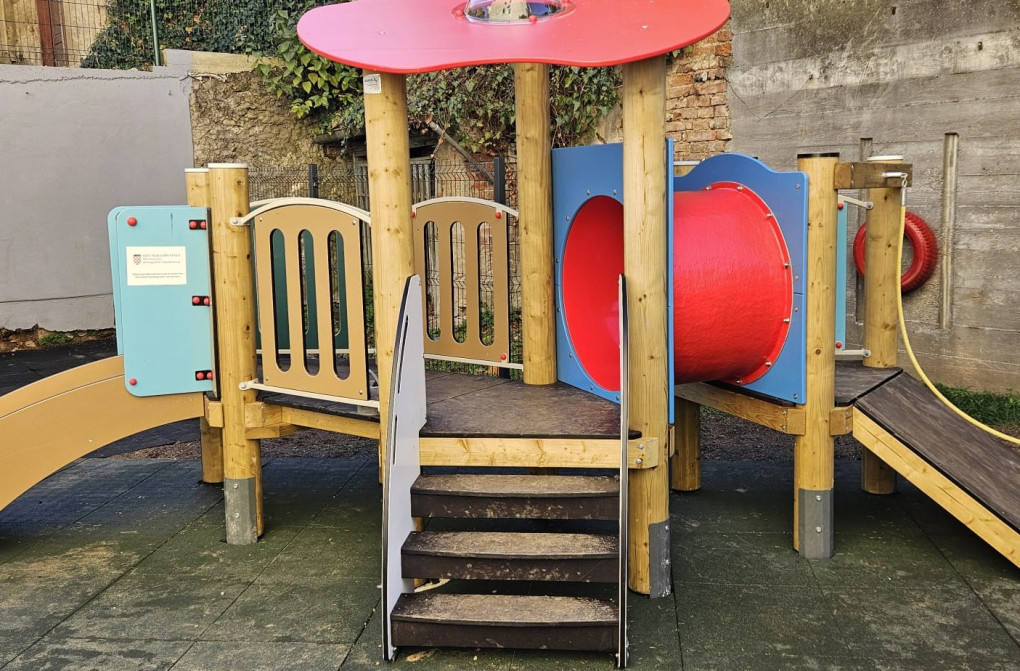 PROJEKTNA SURADNJA Opremljeno igralište Dječjeg vrtića Svetog Leopolda Mandića u Požegi