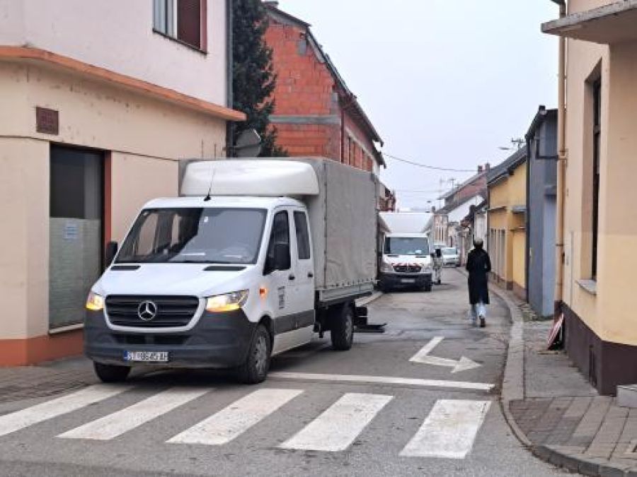 ZBOG RADOVA Nova, privremena prometna regulacija u Kempfovoj ulici u Požegi