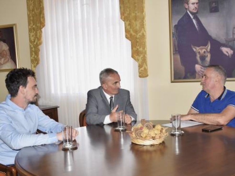 Sastanak s prorektorom Šubarićem i v.d. dekanom Lončarićem