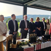 Zlatne žice Slavonije - punjenje butelja 25 (4)