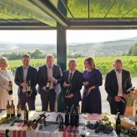 Zlatne žice Slavonije - punjenje butelja 25 (5)