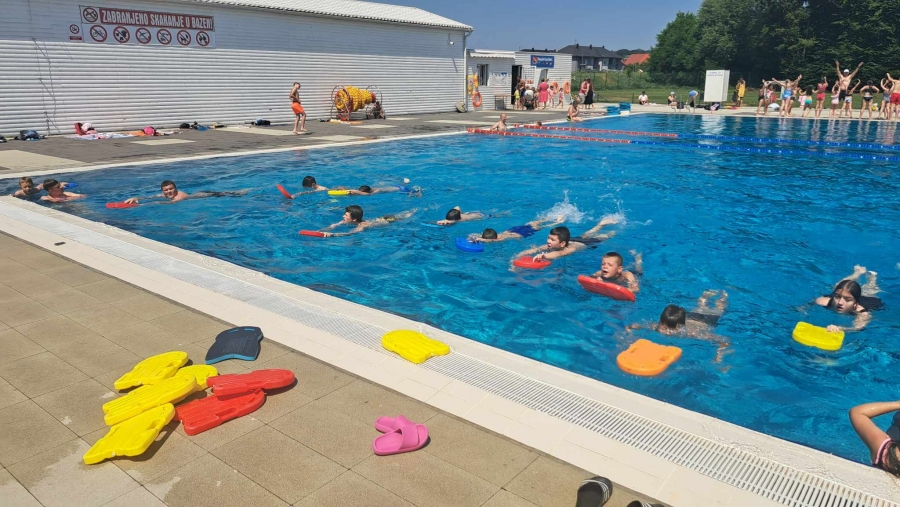 Najavljena Škola plivanja na Gradskim bazenima Požega  