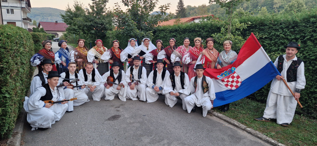 Gostovanje Folklornog ansambla Požega u Kreševu