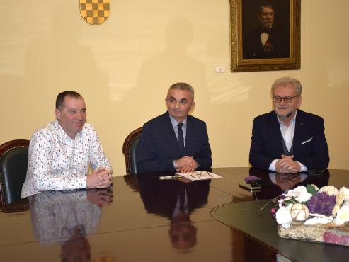 NAGLASAK NA TAMBURU Udruga Zlatne žice Slavonije preuzima organizaciju istoimenoga požeškoga festivala