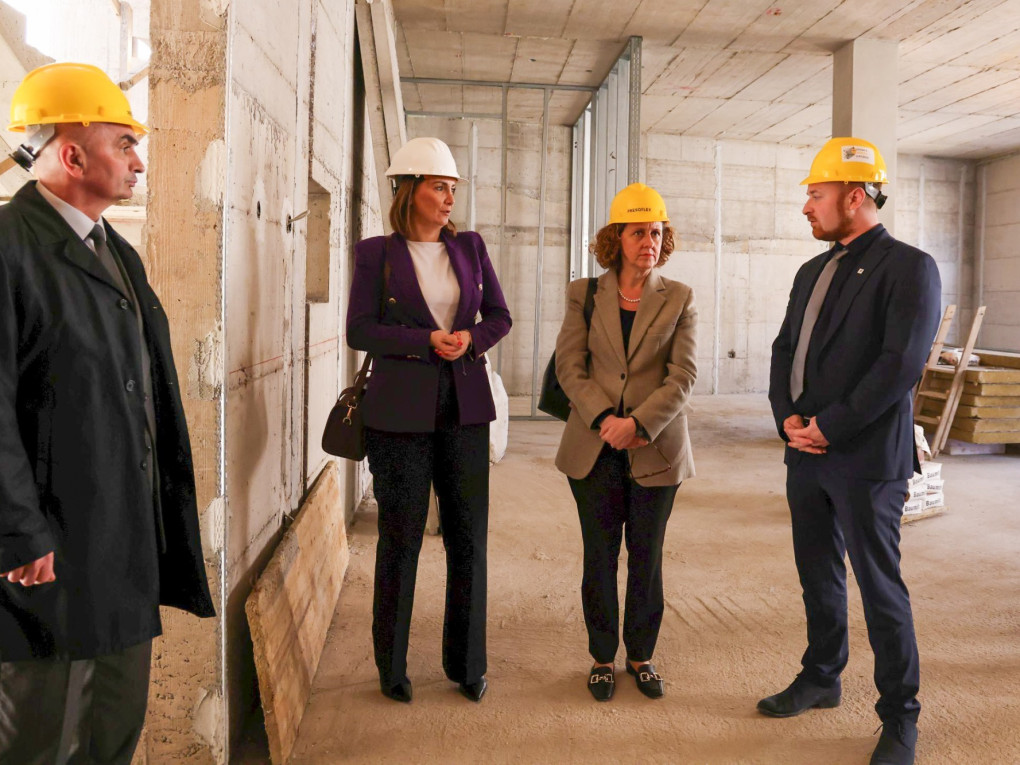 MINISTARSTVO KULTURE Ministrica Obuljen Koržinek obišla gradilište zgrade Državnog arhiva u Požegi