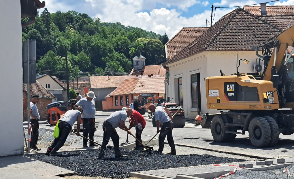 OBAVIJEST  U petak zatvaranje Sokolove ulice i Ulice Matice hrvatske zbog završnih radova asfaltiranja