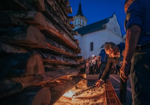 POČETAK LJETA Ivanjski krijes i Parni valjak dodatno zagrijali Požegu