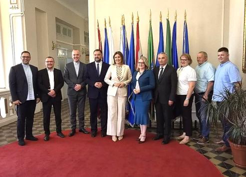 SPORAZUM O SURADNJI Požeško-slavonska županija nastavlja podupirati Hrvate u Republici Srbiji