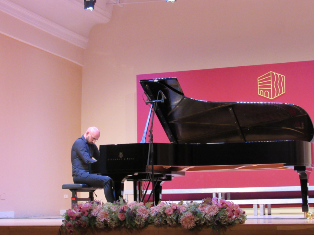 Marijan Đuzel održao koncert u Glazbenoj školi Požega 