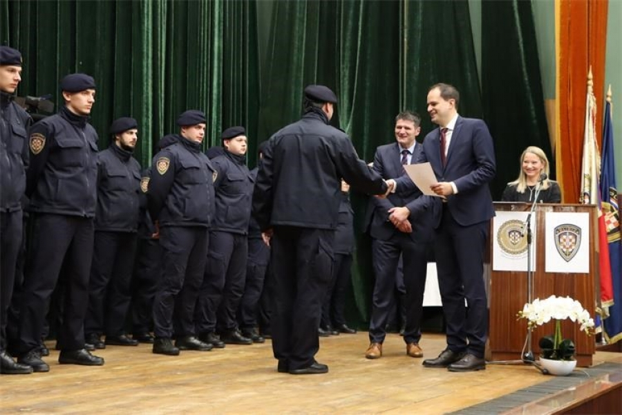 Ministar Malenica u Požegi na svečanoj prisezi polaznika 44. i 45. temeljnog tečaja pravosudne policije