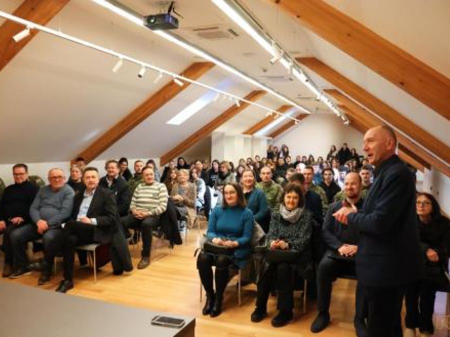 PREDAVANJE ZA MATURANTE O međunarodnom priznanju Republike Hrvatske i mirnoj reintegraciji Hrvatskoga Podunavlja