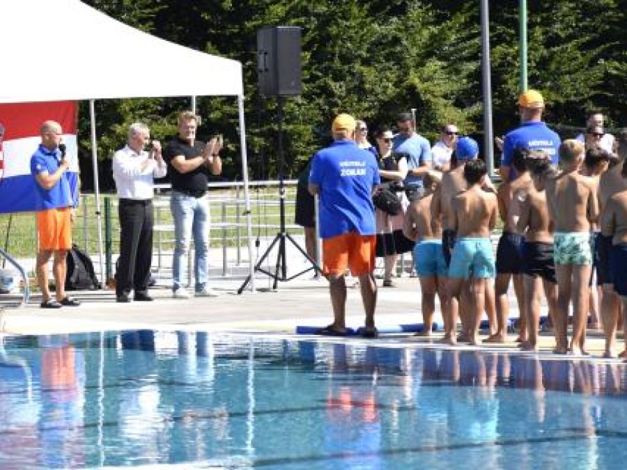 ZAVRŠILA ŠKOLA PLIVANJA Više od 400 djece kroz tri tjedna učilo plivati i usavršavalo svoje vještine