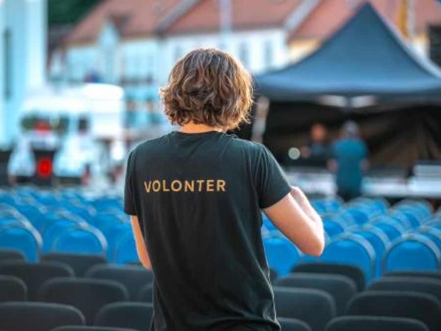 PRIJAVI SE! Postani volonter na najpoznatijem tamburaškom festivalu u Hrvatskoj - Zlatnim žicama Slavonije 2026.