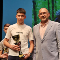 73688af6-a5f7-4898-809e-a5de37d1e54c