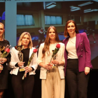 c946125d-7af8-4d4c-8546-a469b528219e