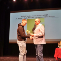 f932a9c9-97ed-4178-819f-ad3719744abb