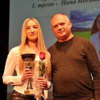 f9a79934-ca91-47c6-bc34-3f6871671be9