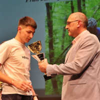 fd574569-1420-4448-9b13-248e174b1a0a